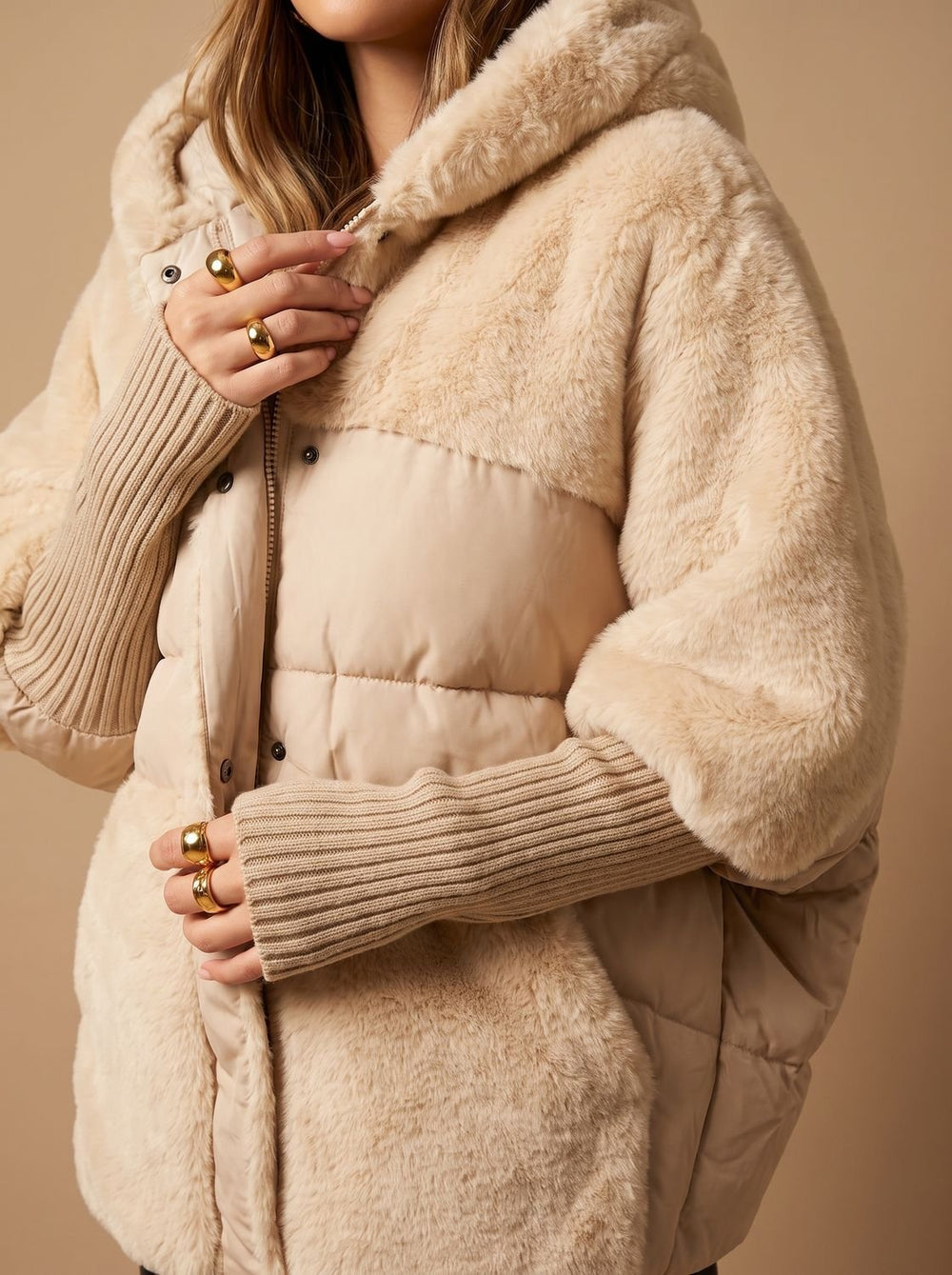 Damen Plüsch Steppmantel mit Kapuze Kunstfell Winterjacke - Beige