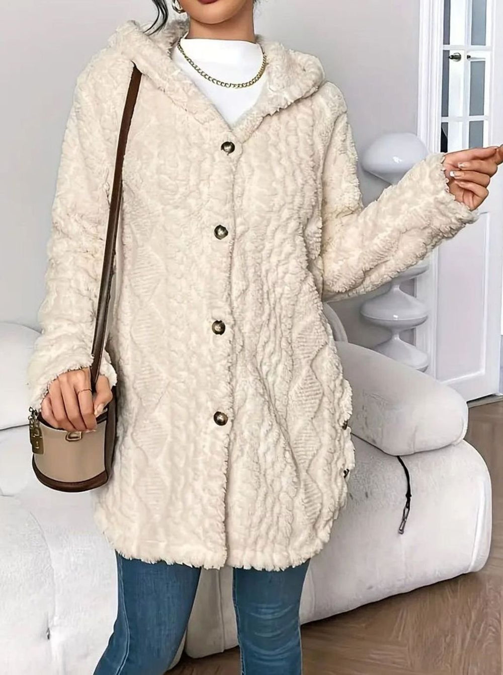Damen Plüsch-Strickjacke mit Kapuze und Knöpfen mittellang