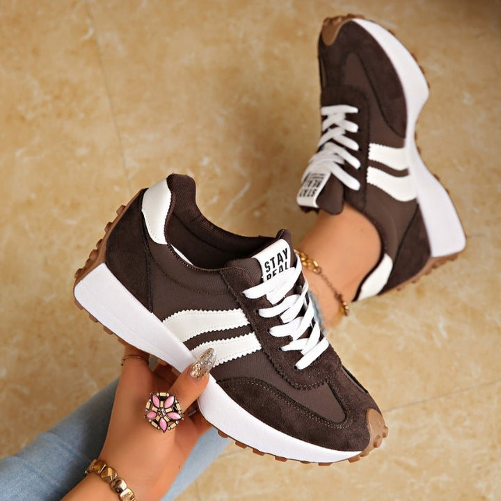 Damen Retro Platform Chunky Sneakers mit Schnürung - Brown