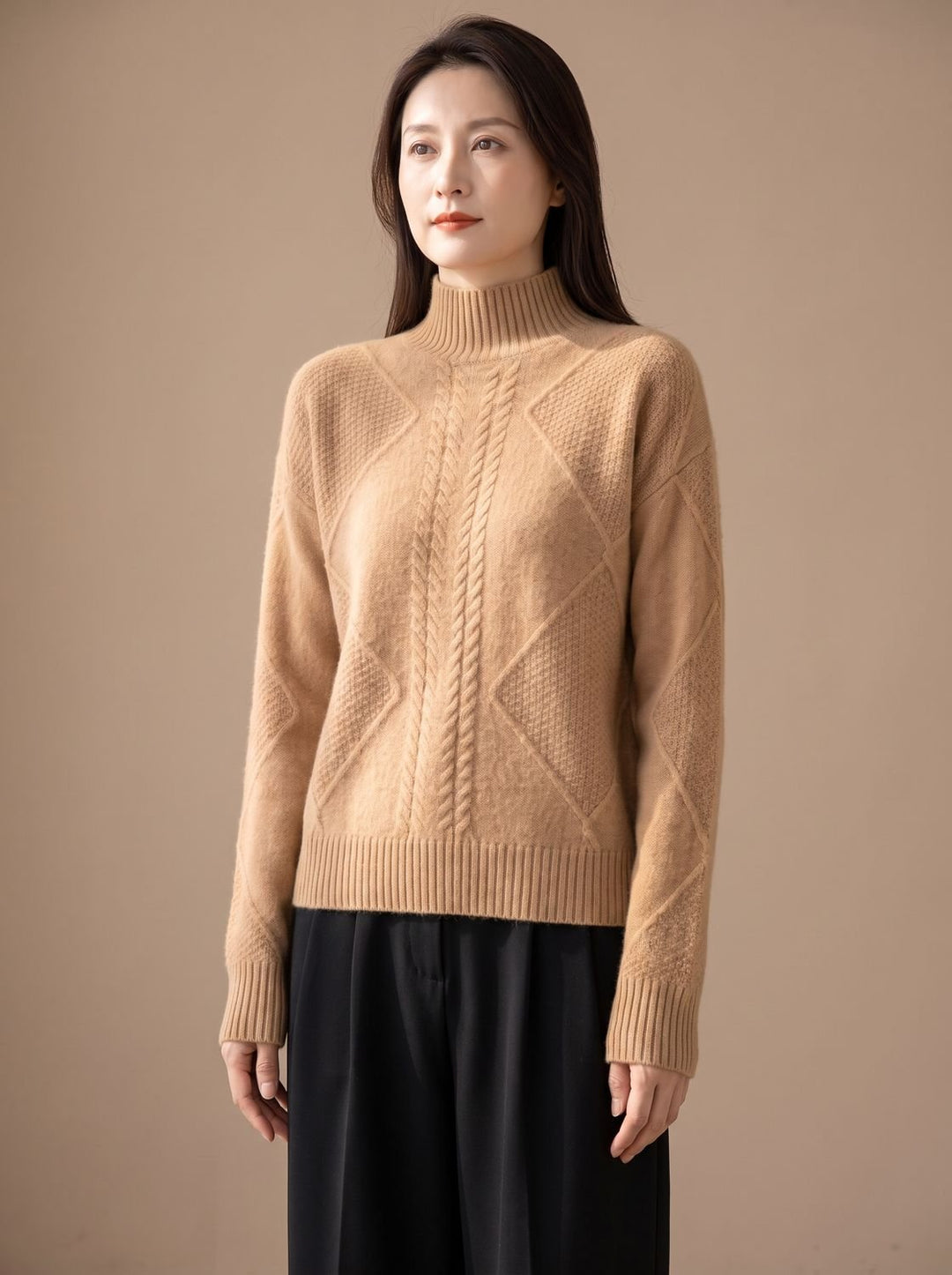 Damen Rollkragenpullover aus Cashmere mit Zopfmuster
