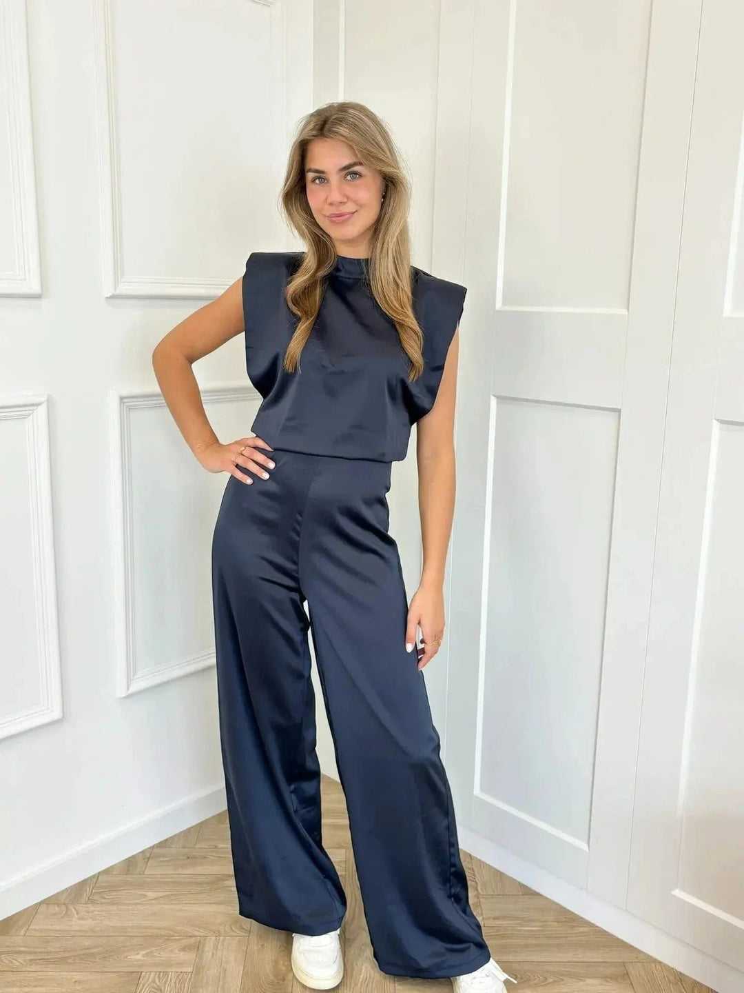Damen Satin-Jumpsuit Weite Hose Ärmellos Eleganter Einteiler - Marineblauw