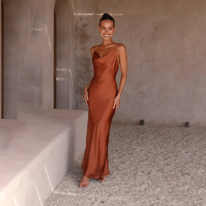 Damen Satin Maxikleid Rückenfrei Figurbetont Schlitz