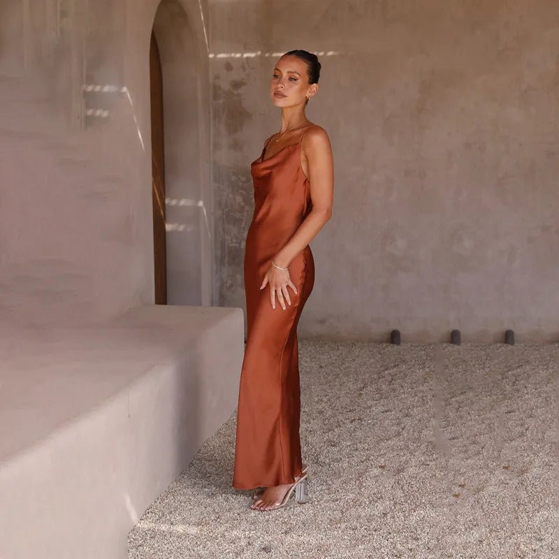Damen Satin Maxikleid Rückenfrei Figurbetont Schlitz