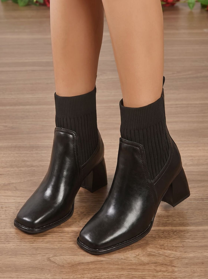 Damen Schlupf-Stiefeletten mit Blockabsatz und Strickschaft, Brown - Schwarz