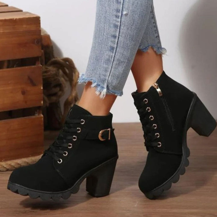 Damen Schnür-Stiefeletten mit Blockabsatz und Profilsohle - Schwarz