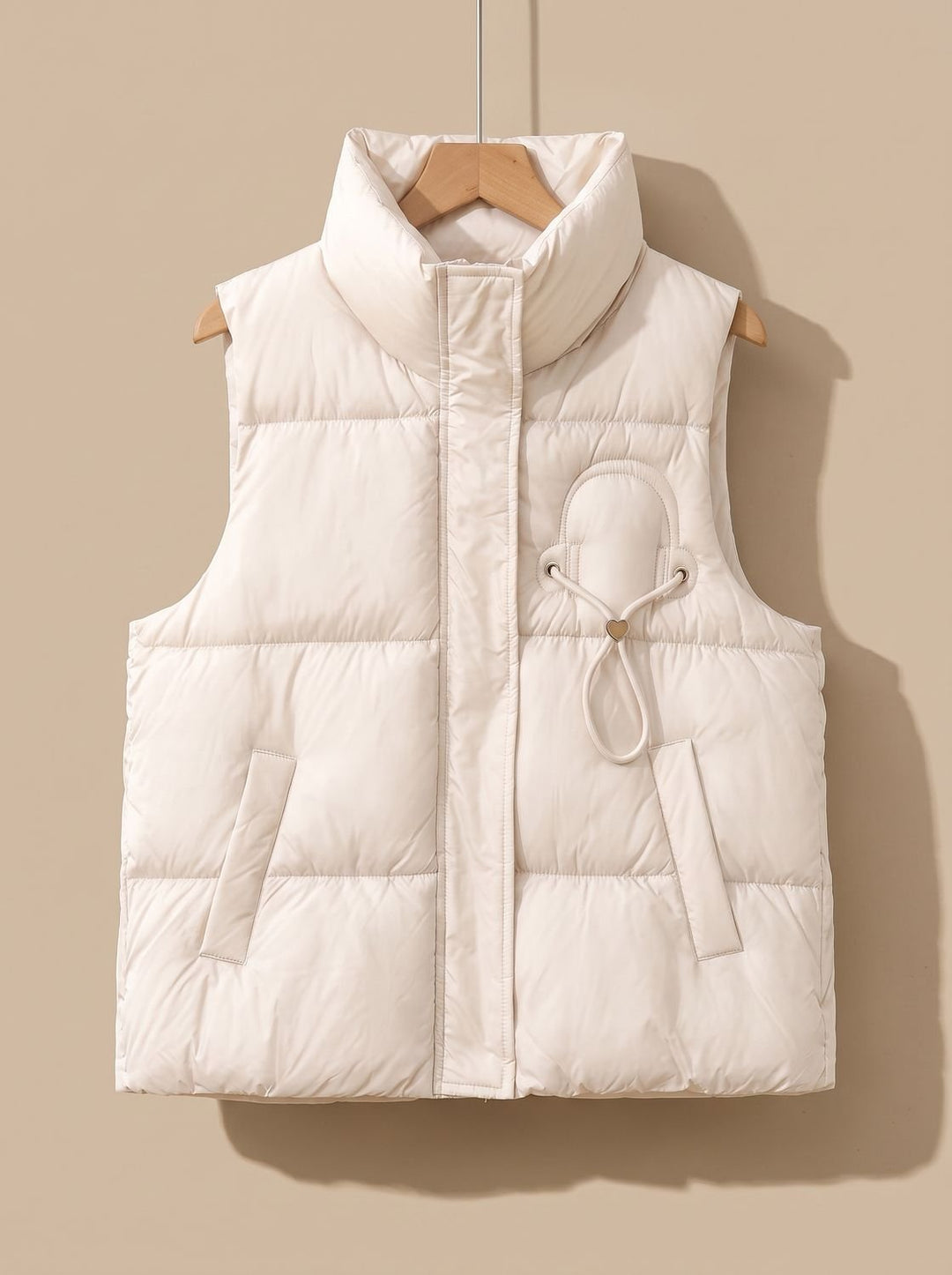 Damen Steppweste Bodywarmer mit Stehkragen und Kordel-Herzdetail - Milchtee