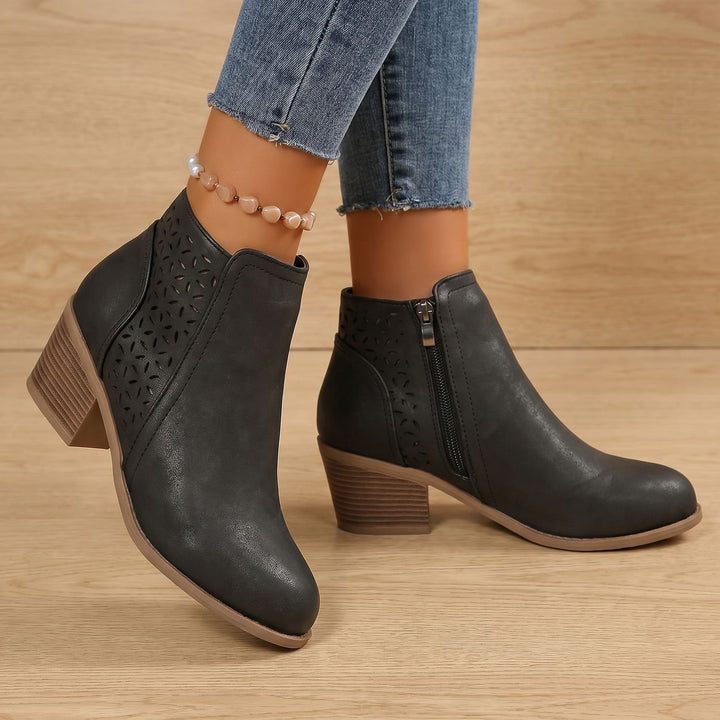 Damen Stiefeletten mit Seitlichem Reißverschluss Blockabsatz Ausgestanzt