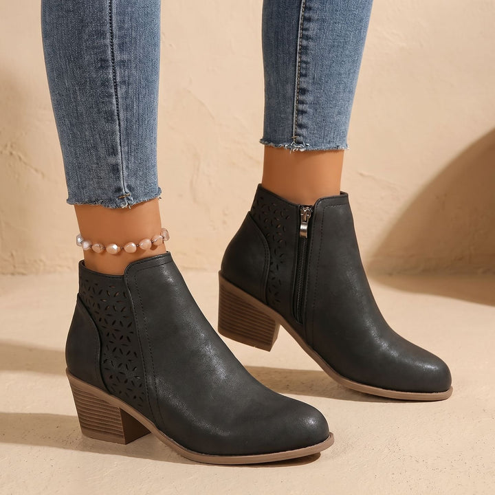Damen Stiefeletten mit Seitlichem Reißverschluss Blockabsatz Ausgestanzt