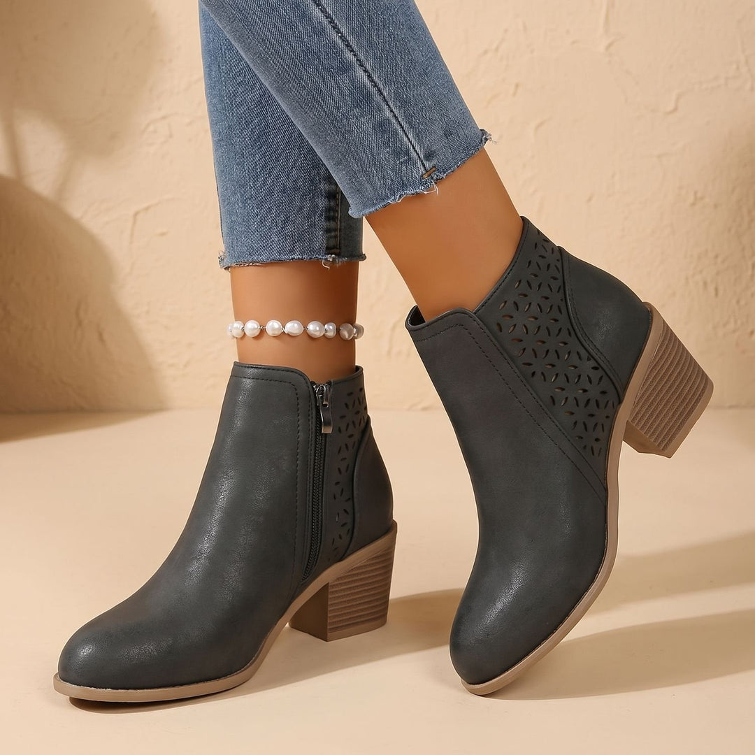 Damen Stiefeletten mit Seitlichem Reißverschluss Blockabsatz Ausgestanzt