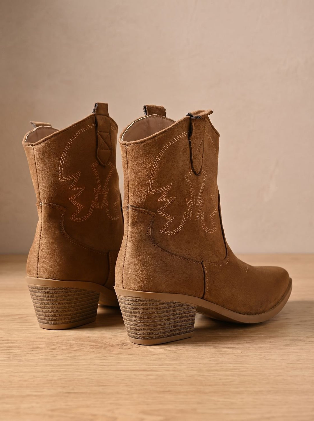 Damen Westernstiefel mit Stickerei weitem Schaft Blockabsatz