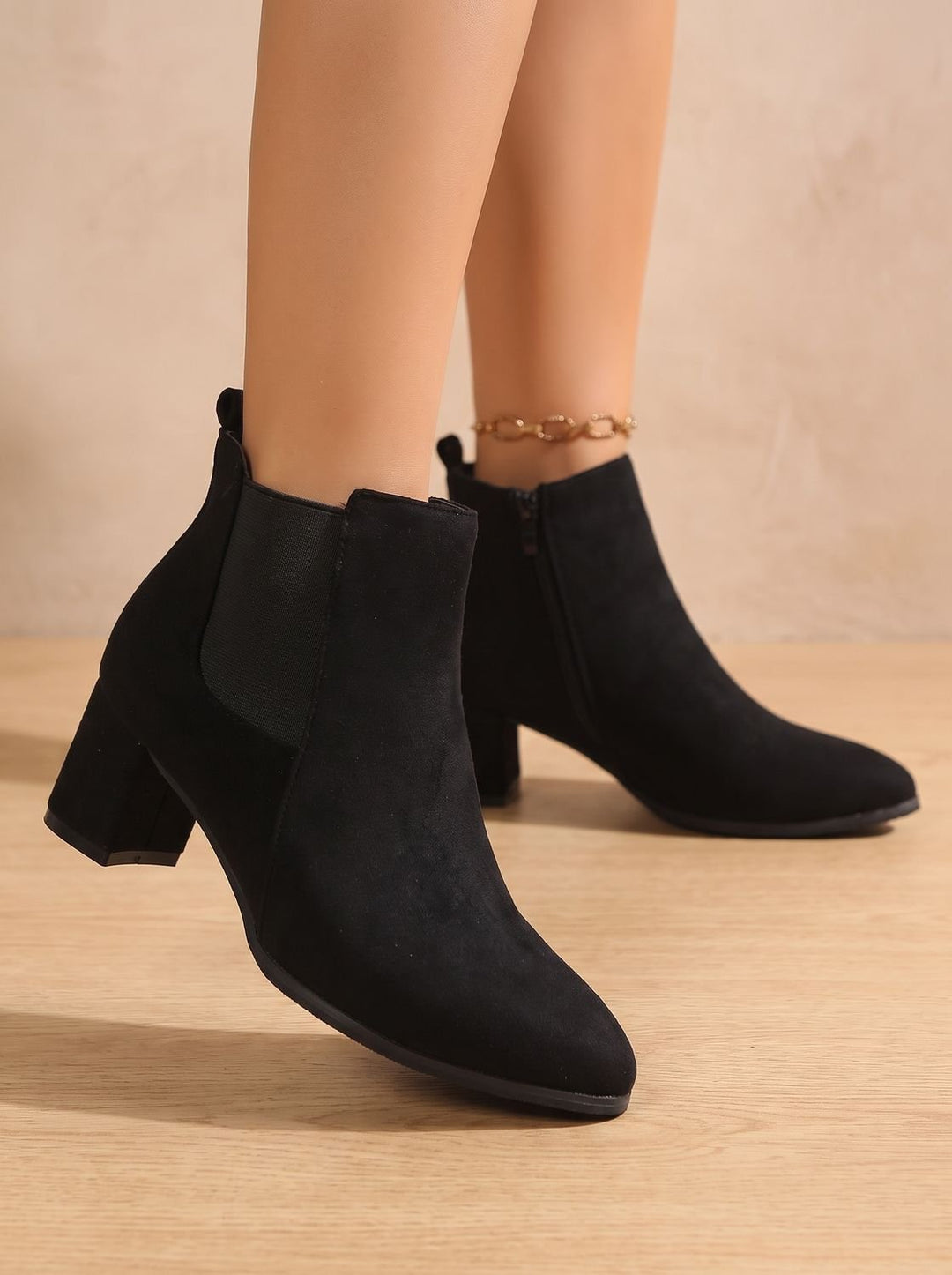 Damen Wildleder-Stiefeletten mit Blockabsatz und Seitlichem Reißverschluss
