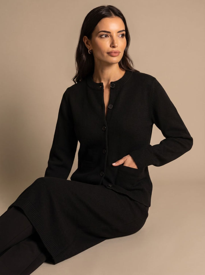 Damen Wollmix-Strickjacke mit Goldknöpfen lockere Passform - Schwarz