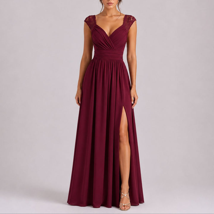 Elegantes Spitzen-Maxi-Kleid für Hochzeitsgäste im Herbst - Red Carpet