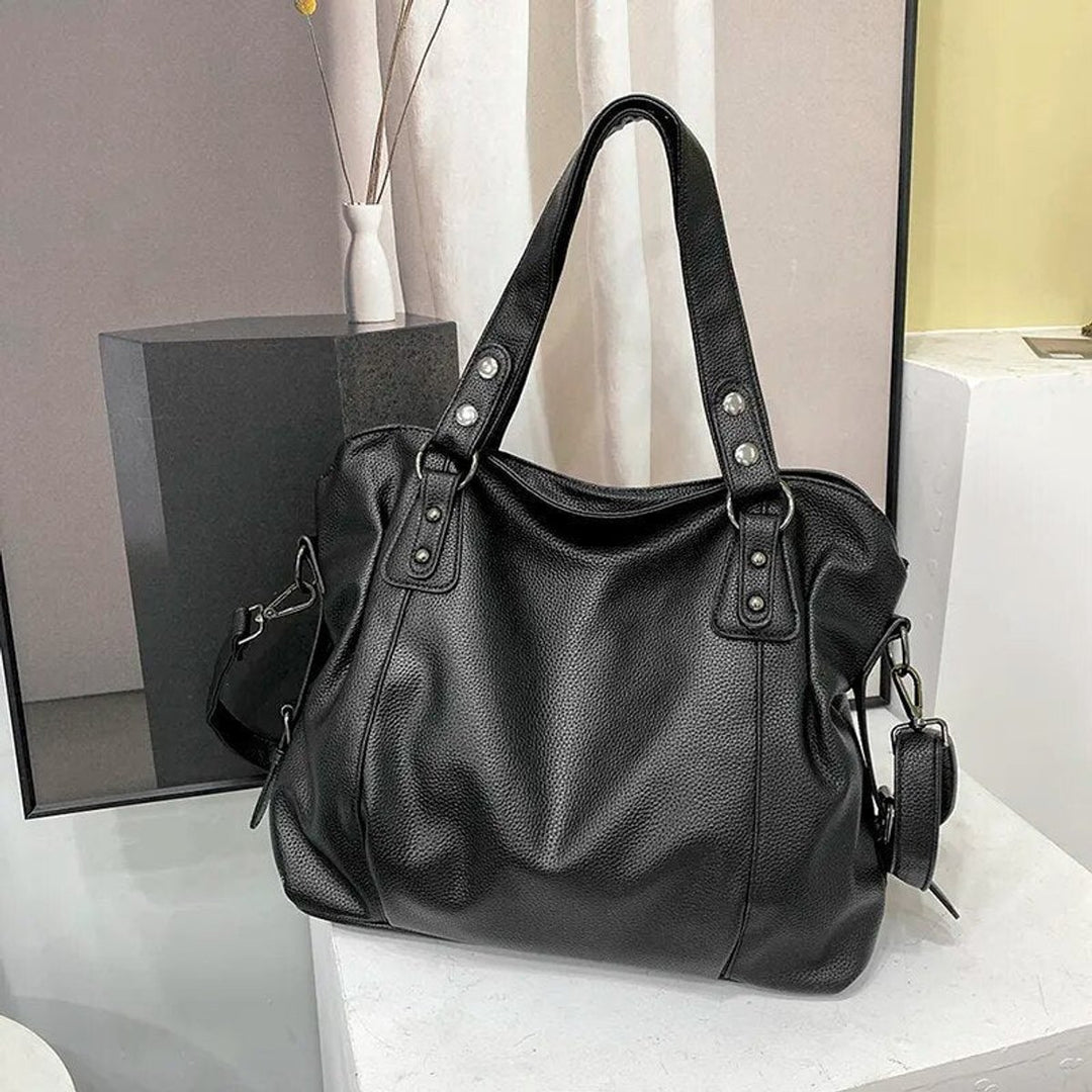 Geräumige schwarze Leder Tote bag mit Nietendetails - Schwarz