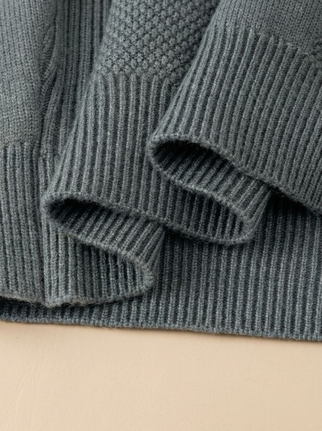 Herren Jacquard-Strickpullover mit Rippenrundhals Regular Fit