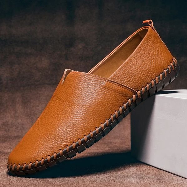 Herren Leder-Optik Slip-On Loafer mit Kontrastnaht - Caramel
