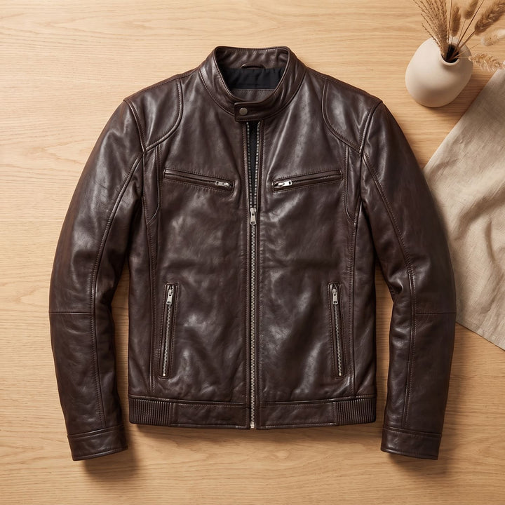 Herren Slim-Fit Lederjacke mit Stehkragen und Reißverschlusstaschen - Braun