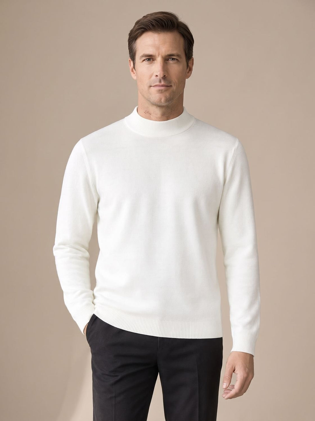 Herren Slim-Fit Strickpullover mit Mock-Kragen und Rippbündchen - Weiß