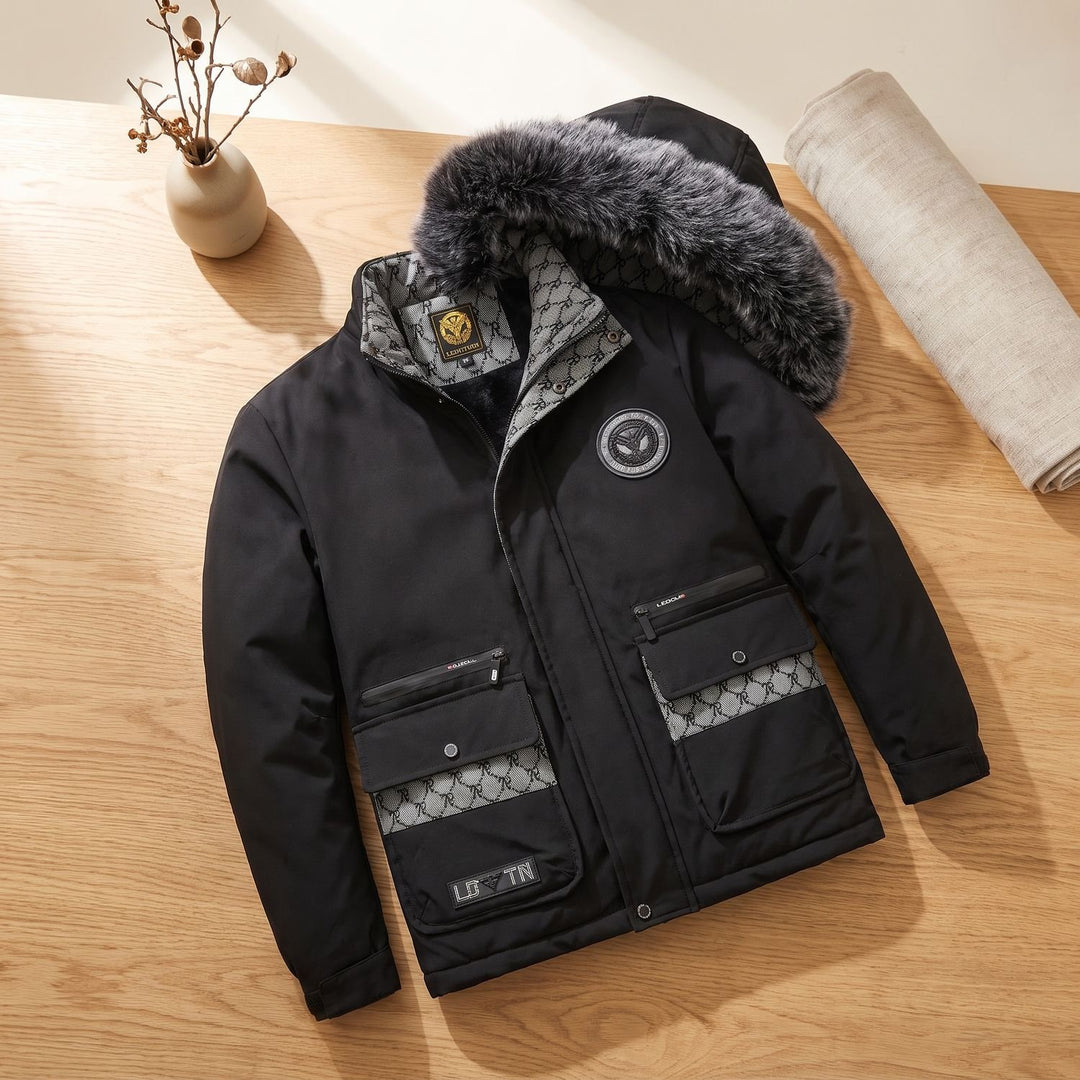 Herren Wintermantel mit Fellkapuze und Mehrfachtaschen
