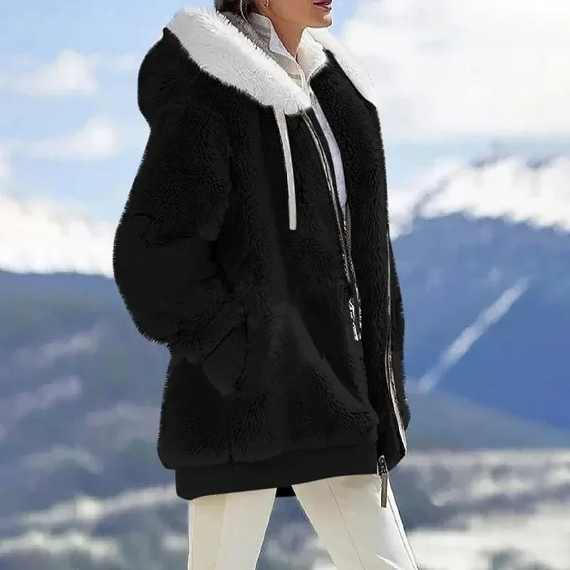 Franziska | Damen Winterjacke mit Farbblockmuster und Kapuze