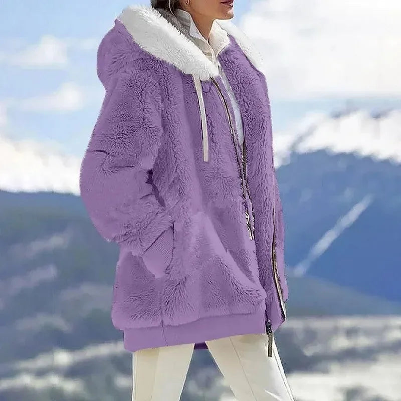 Franziska | Damen Winterjacke mit Farbblockmuster und Kapuze