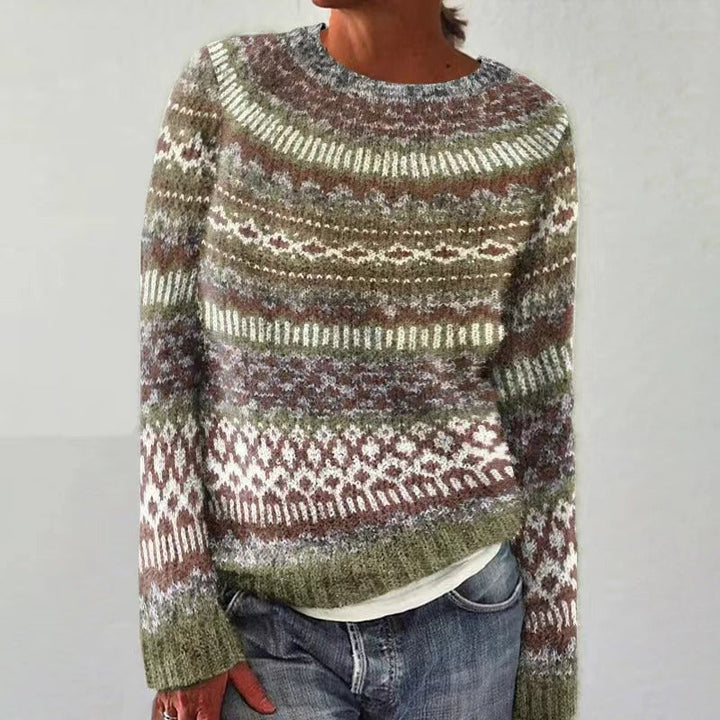 Jasmin | Festlicher gestrickter Damen-Weihnachtspullover mit Rentiermotiv