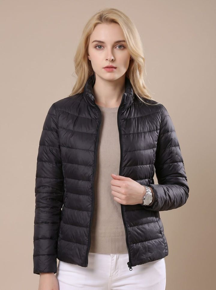 Leichte Daunenjacke Damen wasserdicht gefütterte Steppjacke - Schwarz