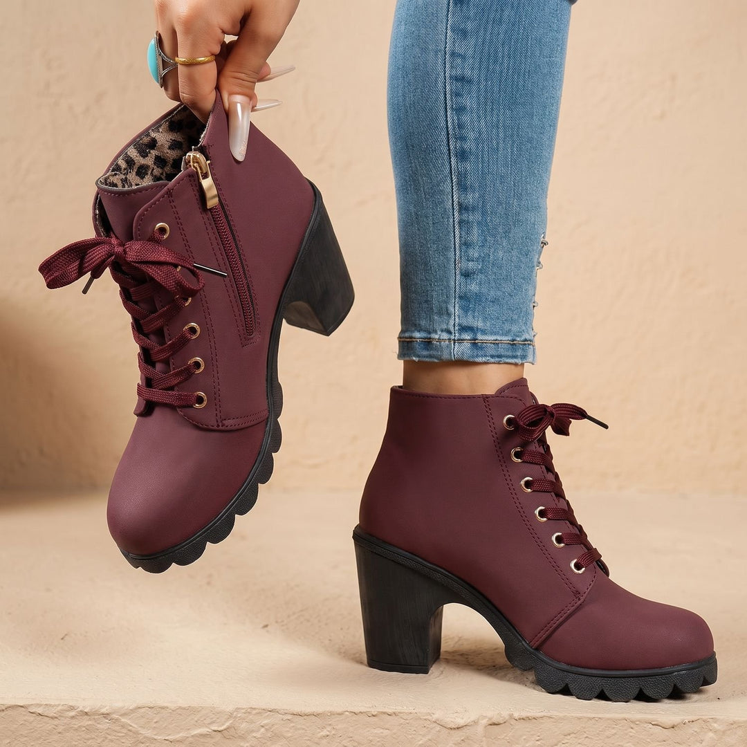 Stiefeletten Damen Blockabsatz Schnürung Schnallendetail Profilsohle