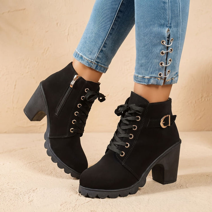 Stiefeletten Damen Blockabsatz Schnürung Schnallendetail Profilsohle